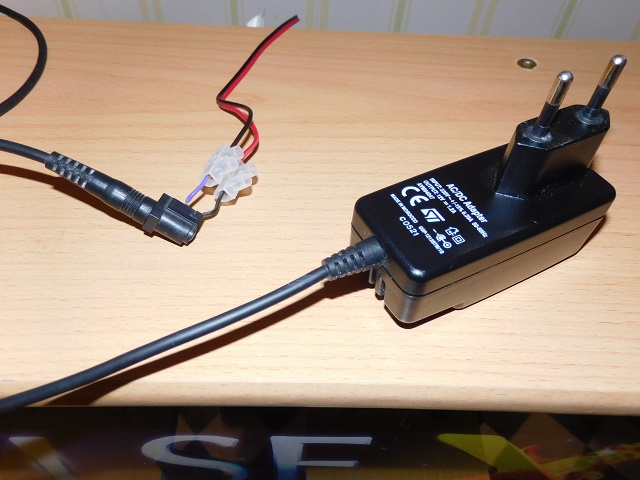 12Volt-Stromversorgung DSCI0146.JPG